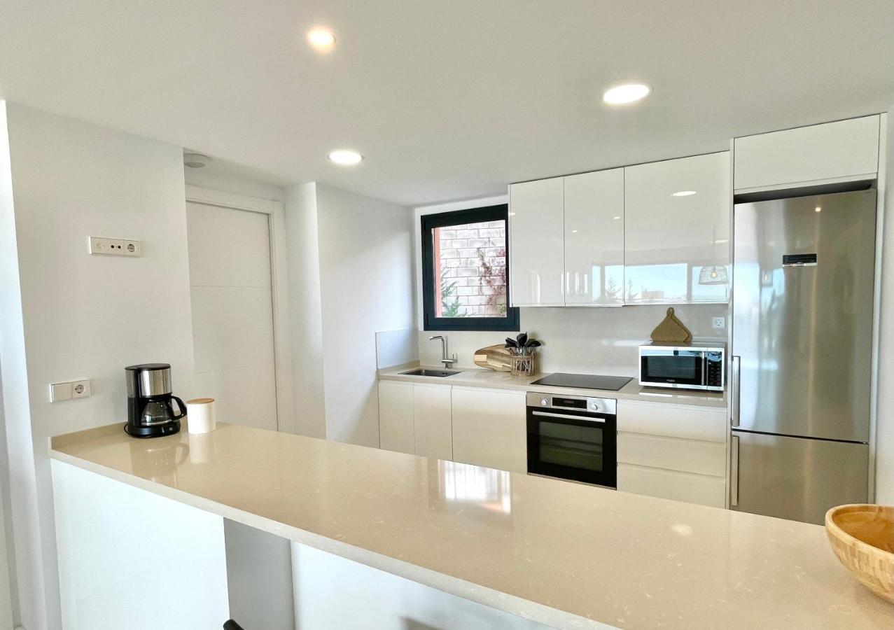 Luxury 3 Bedroom Apartment 300M From The Beach Fuengirola Bagian luar foto