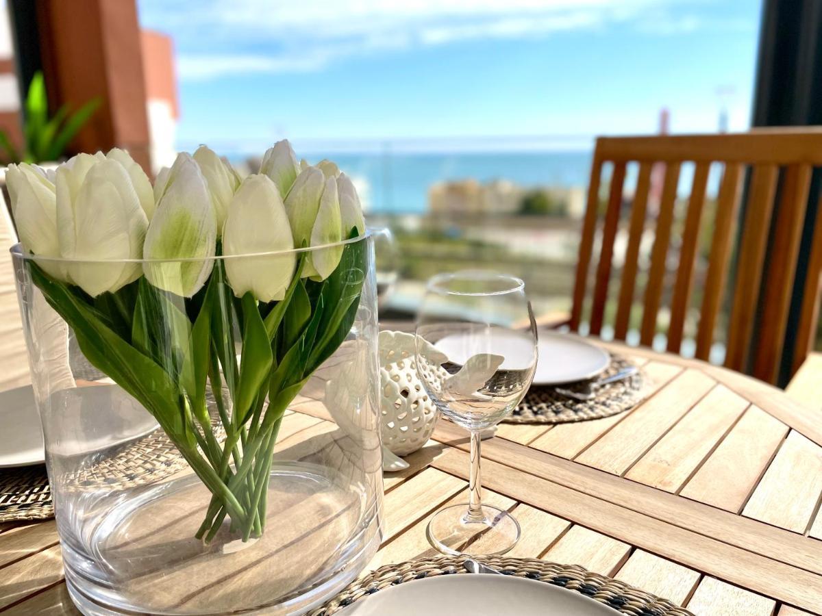 Luxury 3 Bedroom Apartment 300M From The Beach Fuengirola Bagian luar foto