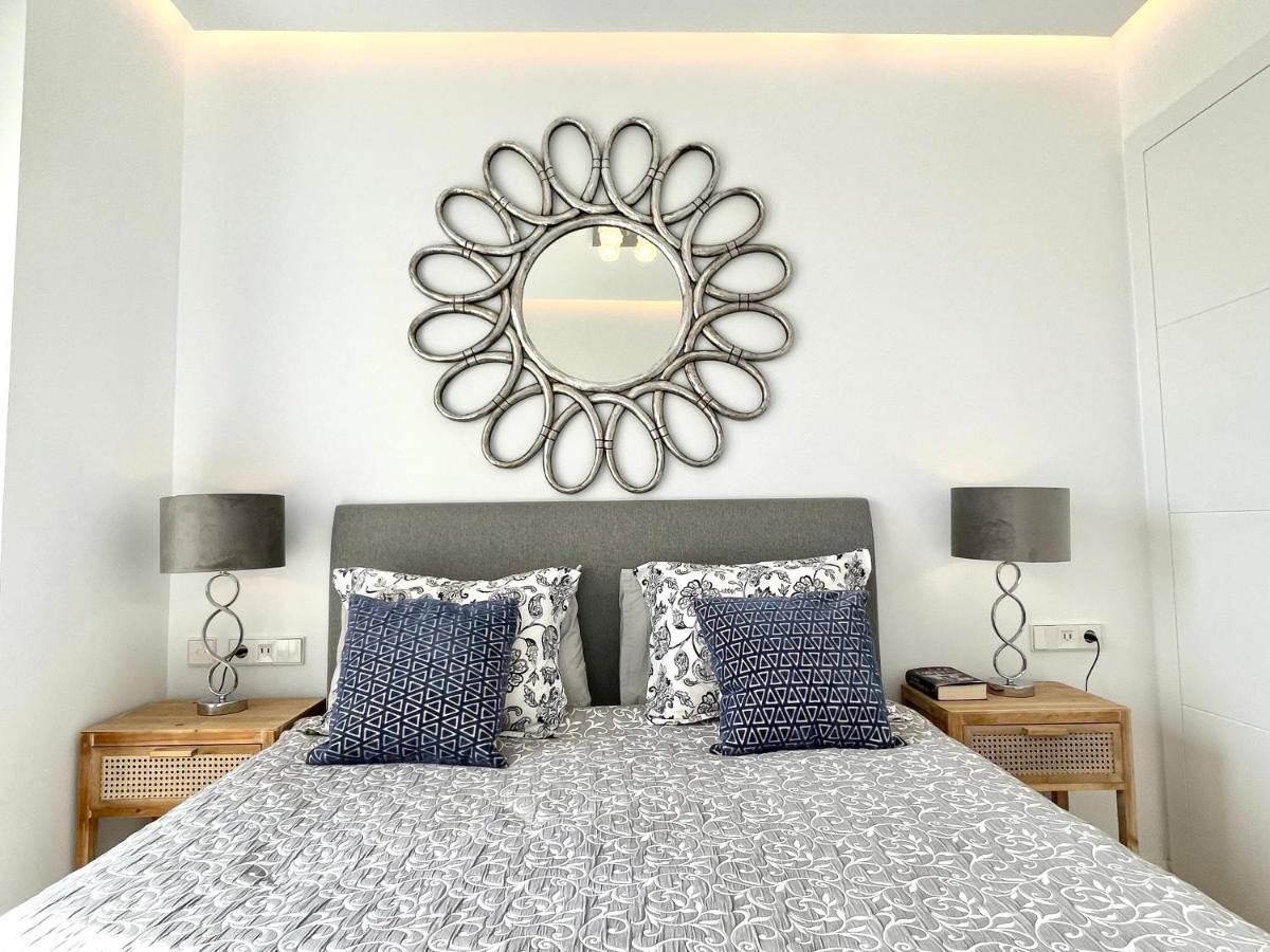 Luxury 3 Bedroom Apartment 300M From The Beach Fuengirola Bagian luar foto